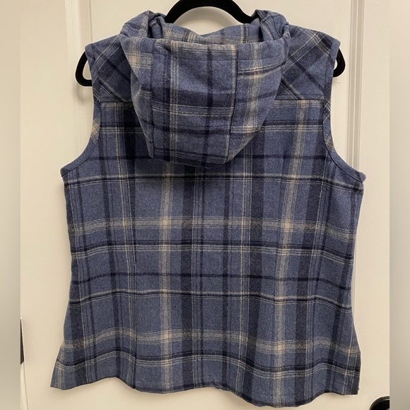 Pendleton Sleeveless Hooded Wool Vest - Picture 2 of 8